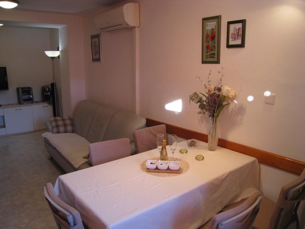Apartment Ella Mare Zadar Cameră foto